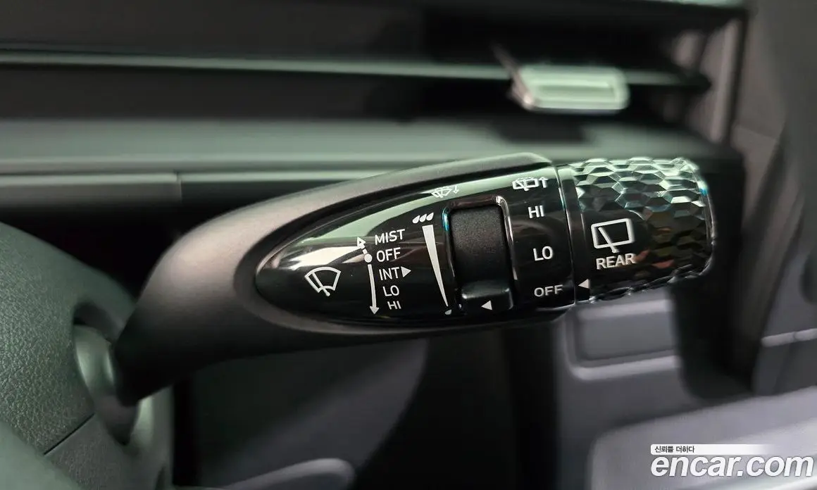 Hyundai Staria 2025 2.2 автомат (гидро), фото 23