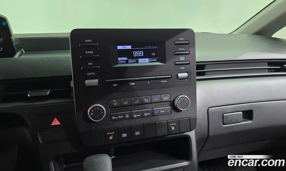 Hyundai Staria 2025 2.2 автомат (гидро), фото 28