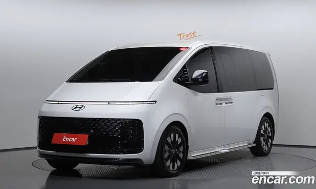 Hyundai Staria 2025 2.2 автомат (гидро), миниатюра 1