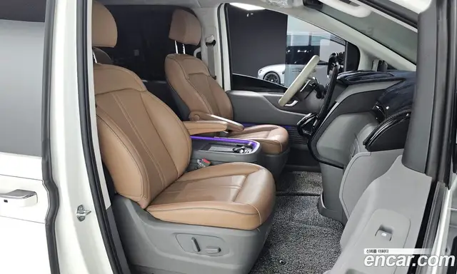 Hyundai Staria 2025 2.2 автомат (гидро), миниатюра 12