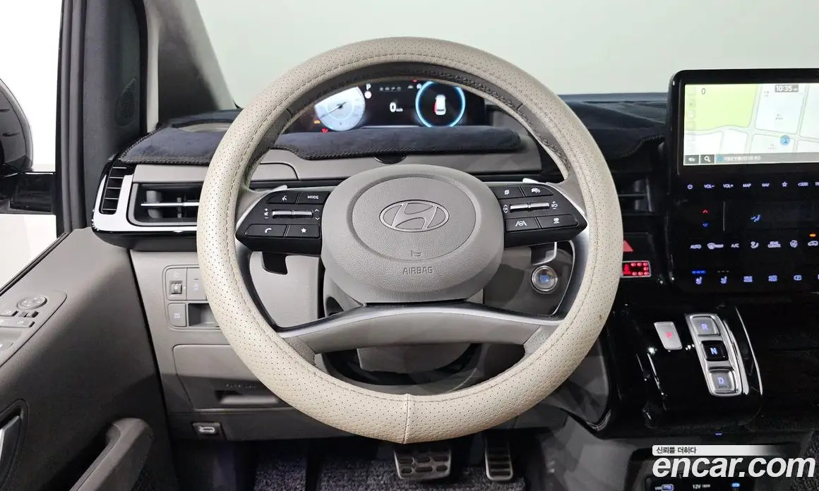 Hyundai Staria 2025 2.2 автомат (гидро), фото 13