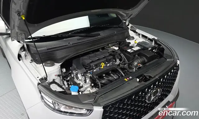 Hyundai Venue 2025 1.6 автомат (гидро), миниатюра 6