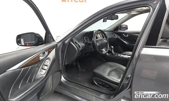 Infiniti Q50 2016 2.1 автомат (гидро), миниатюра 10