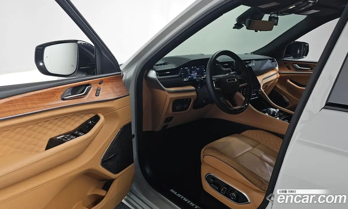 Jeep Cherokee 2023 2.0 автомат (гидро), фото 13