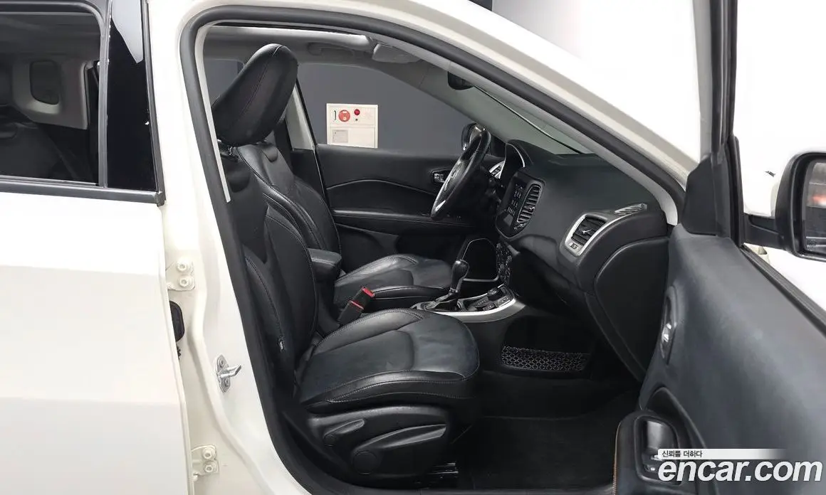 Jeep Compass 2018 2.4 автомат (гидро), фото 17