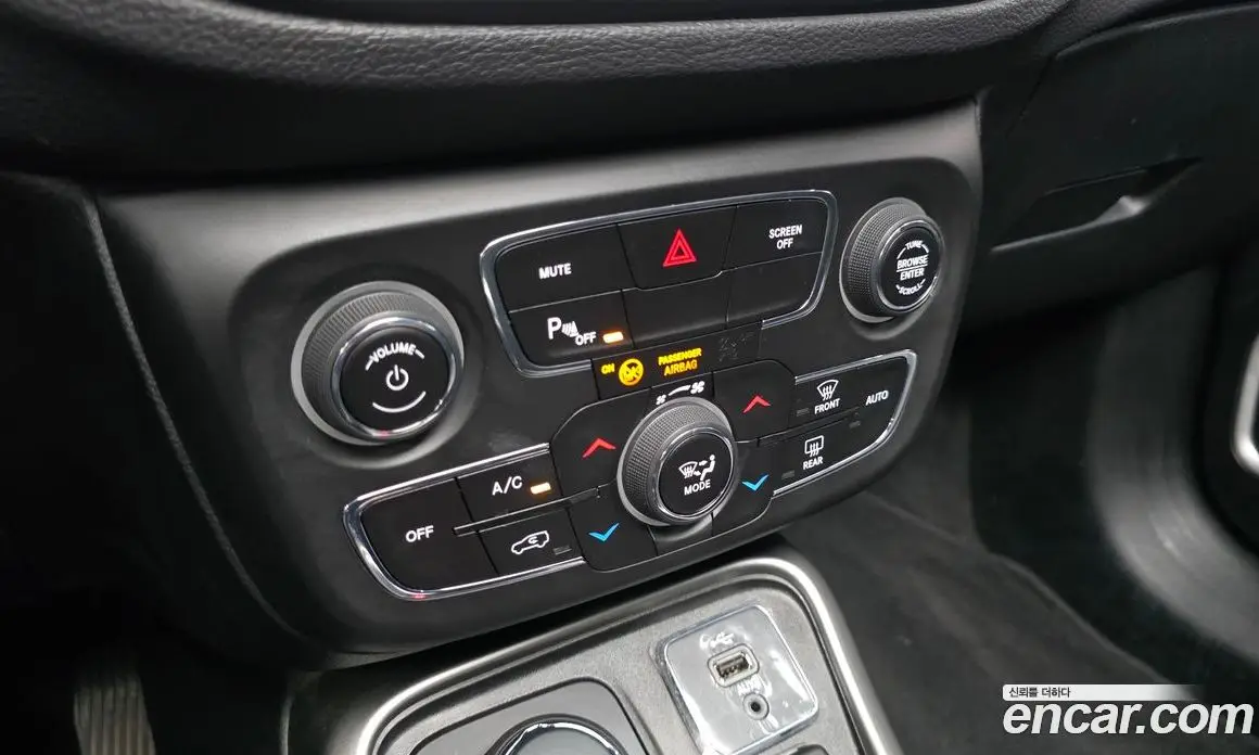 Jeep Compass 2018 2.4 автомат (гидро), фото 22