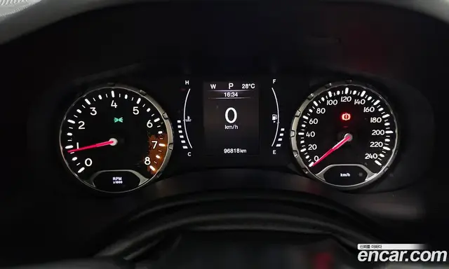 Jeep Renegade 2018 2.4 автомат (гидро), миниатюра 11