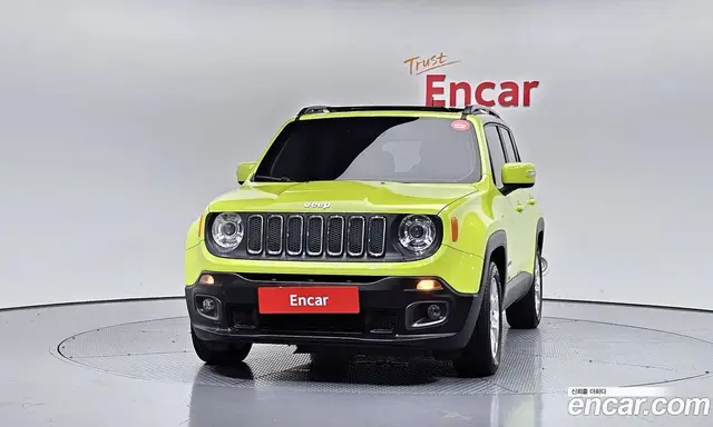 Jeep Renegade 2018 2.4 автомат (гидро), миниатюра 3