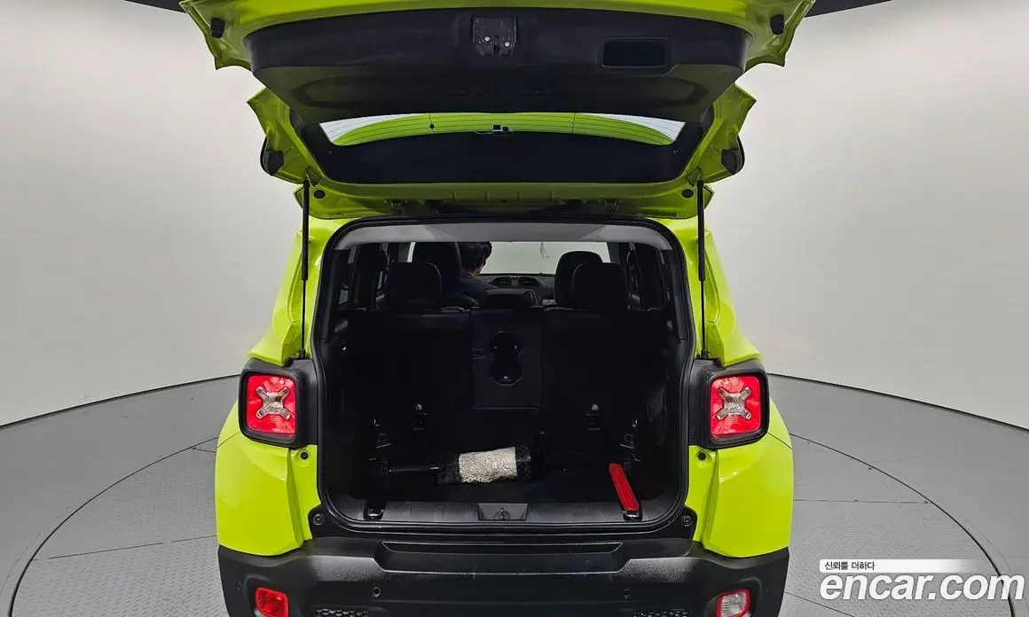 Jeep Renegade 2018 2.4 автомат (гидро), фото 26