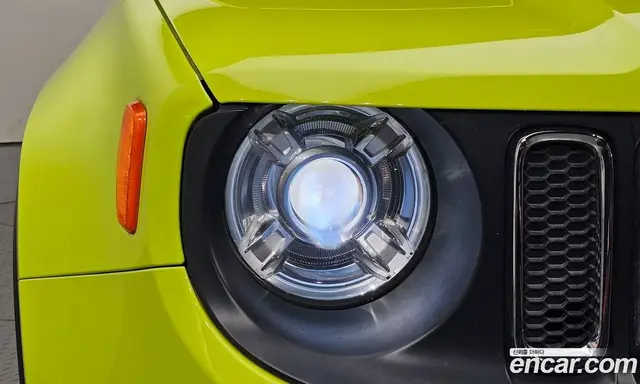 Jeep Renegade 2018 2.4 автомат (гидро), миниатюра 8