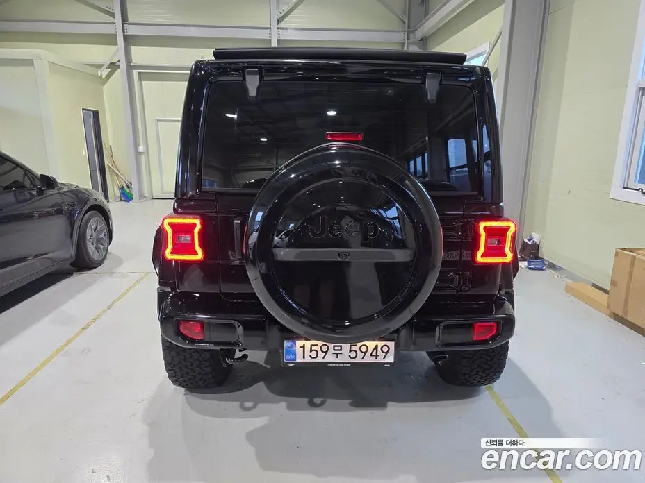 Jeep Wrangler 2025 2.0 автомат (гидро), фото 3