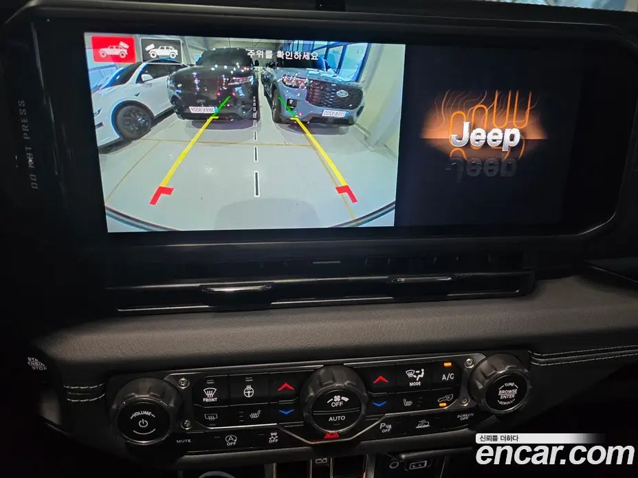 Jeep Wrangler 2025 2.0 автомат (гидро), фото 10