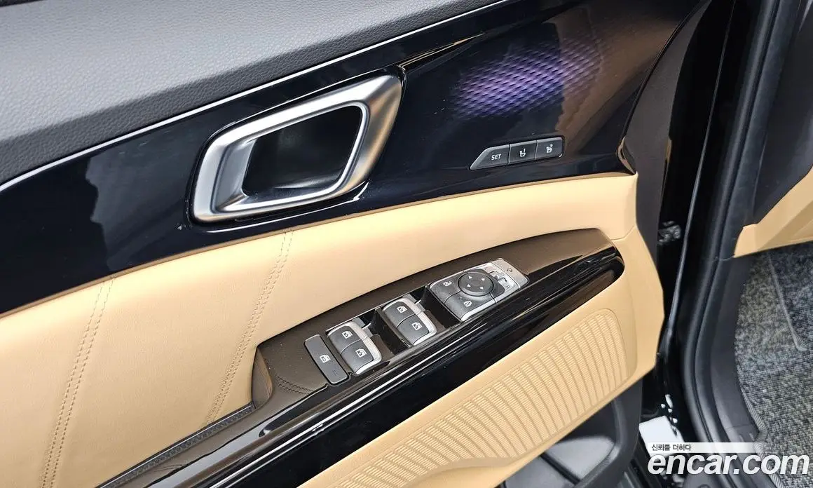 Kia Carnival 2023 3.5 автомат (гидро), фото 24