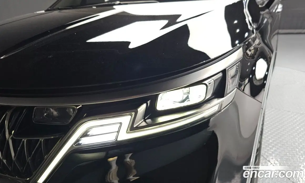Kia Carnival 2023 3.5 автомат (гидро), фото 8