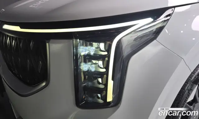 Kia Carnival 2024 1.6 автомат (гидро), миниатюра 8
