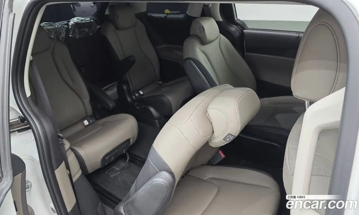 Kia Carnival 2025 1.6 автомат (гидро), фото 17