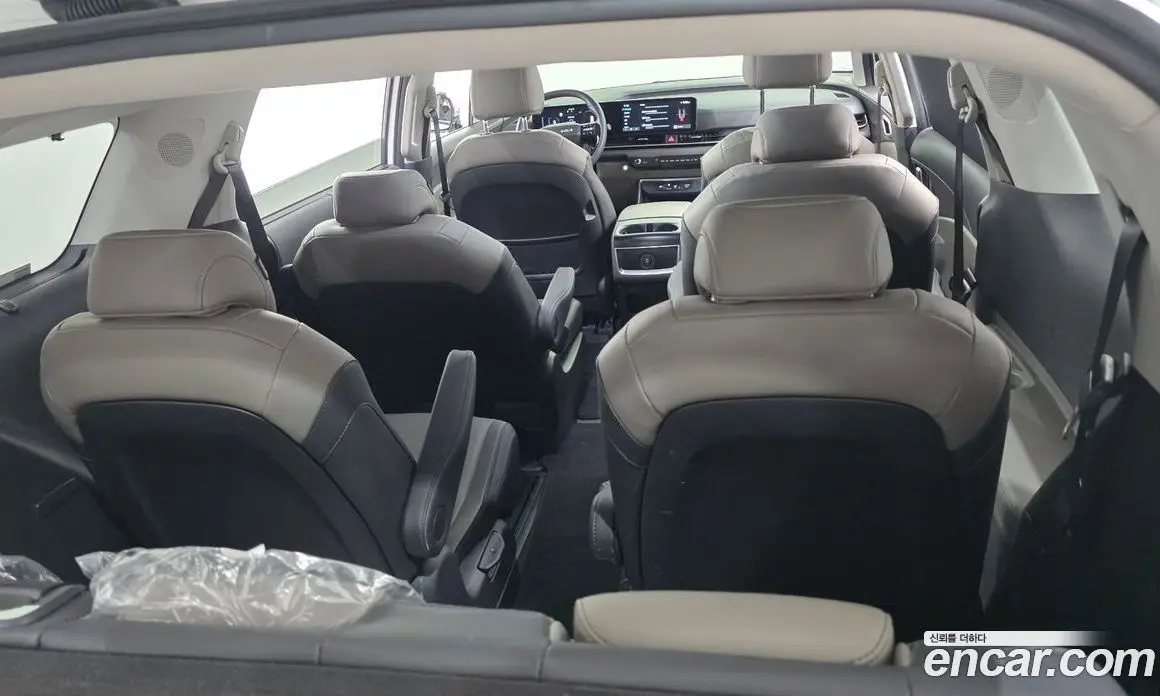 Kia Carnival 2025 1.6 автомат (гидро), фото 30