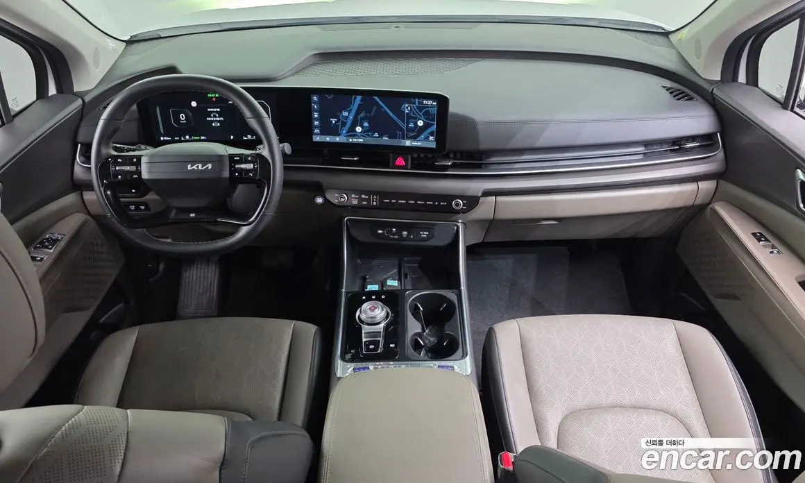 Kia Carnival 2025 1.6 автомат (гидро), фото 10