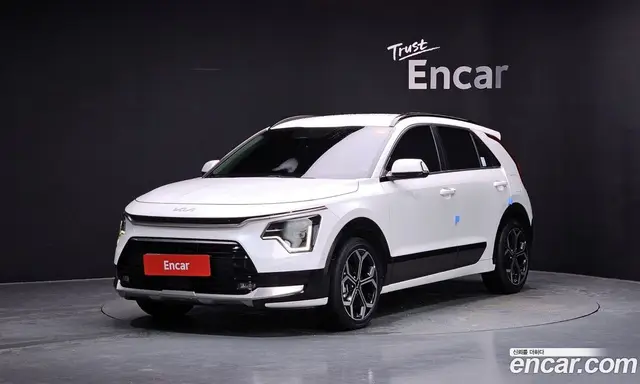 Kia Niro 2022 1.6 автомат (гидро), миниатюра 1