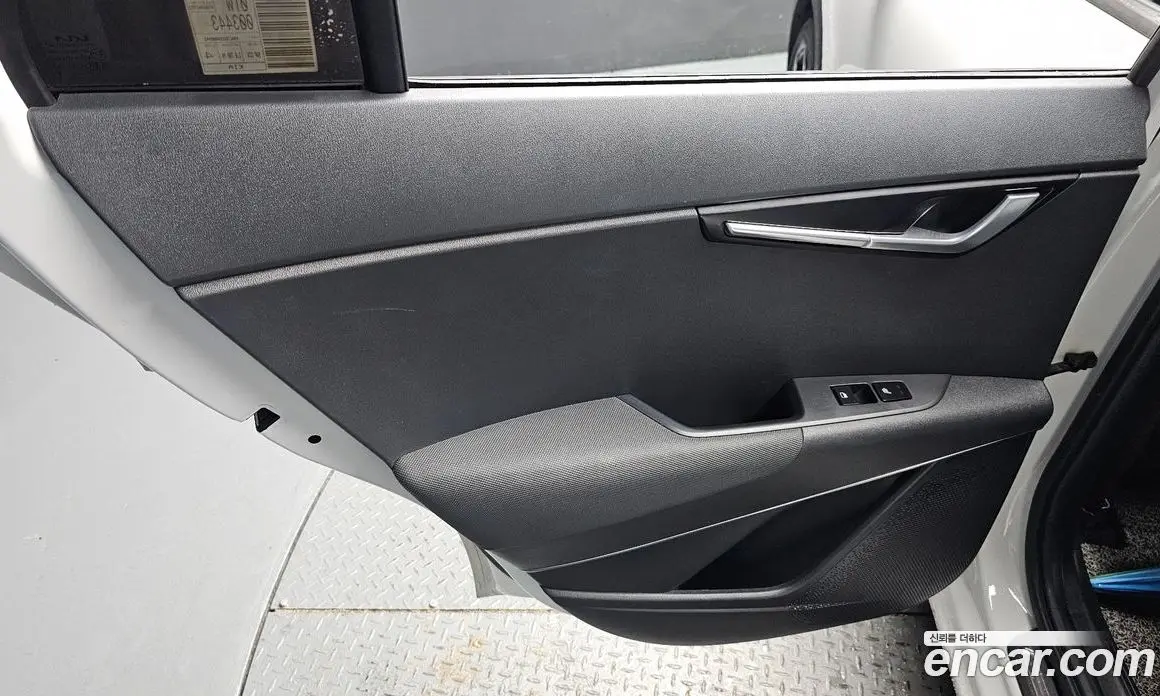 Kia Niro 2022 1.6 автомат (гидро), фото 15
