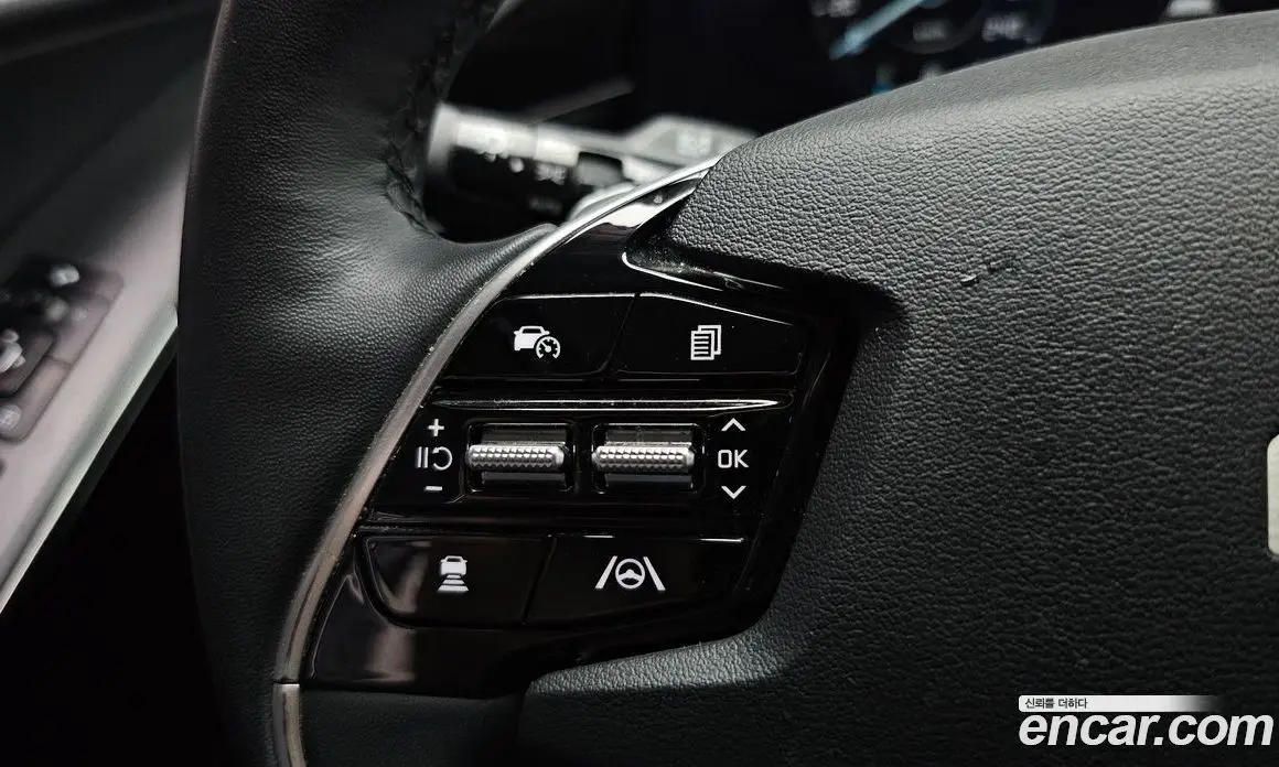 Kia Niro 2022 1.6 автомат (гидро), фото 23