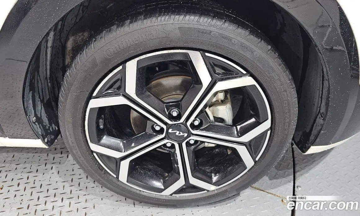 Kia Niro 2022 1.6 автомат (гидро), фото 7