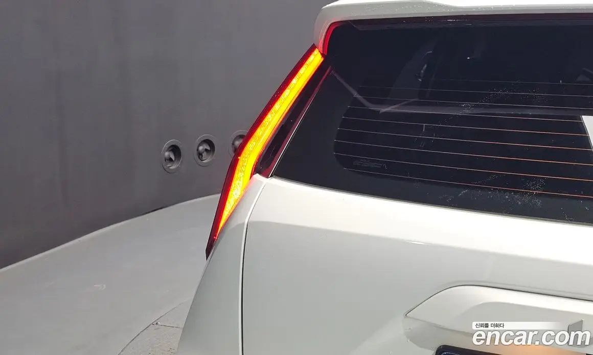 Kia Niro 2022 1.6 автомат (гидро), фото 9