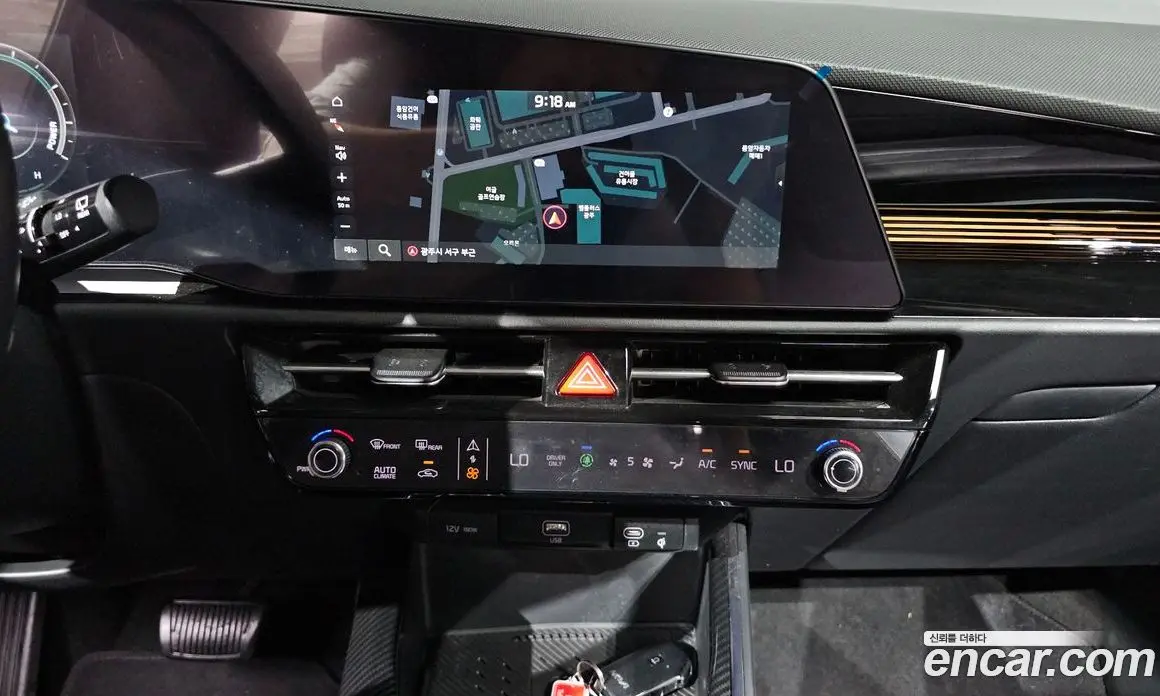 Kia Niro 2022 1.6 автомат (гидро), фото 18
