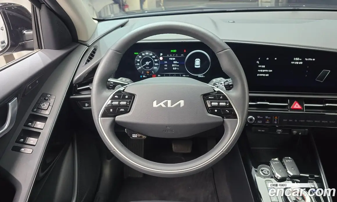 Kia Niro 2023 0.2 автомат (гидро), фото 19