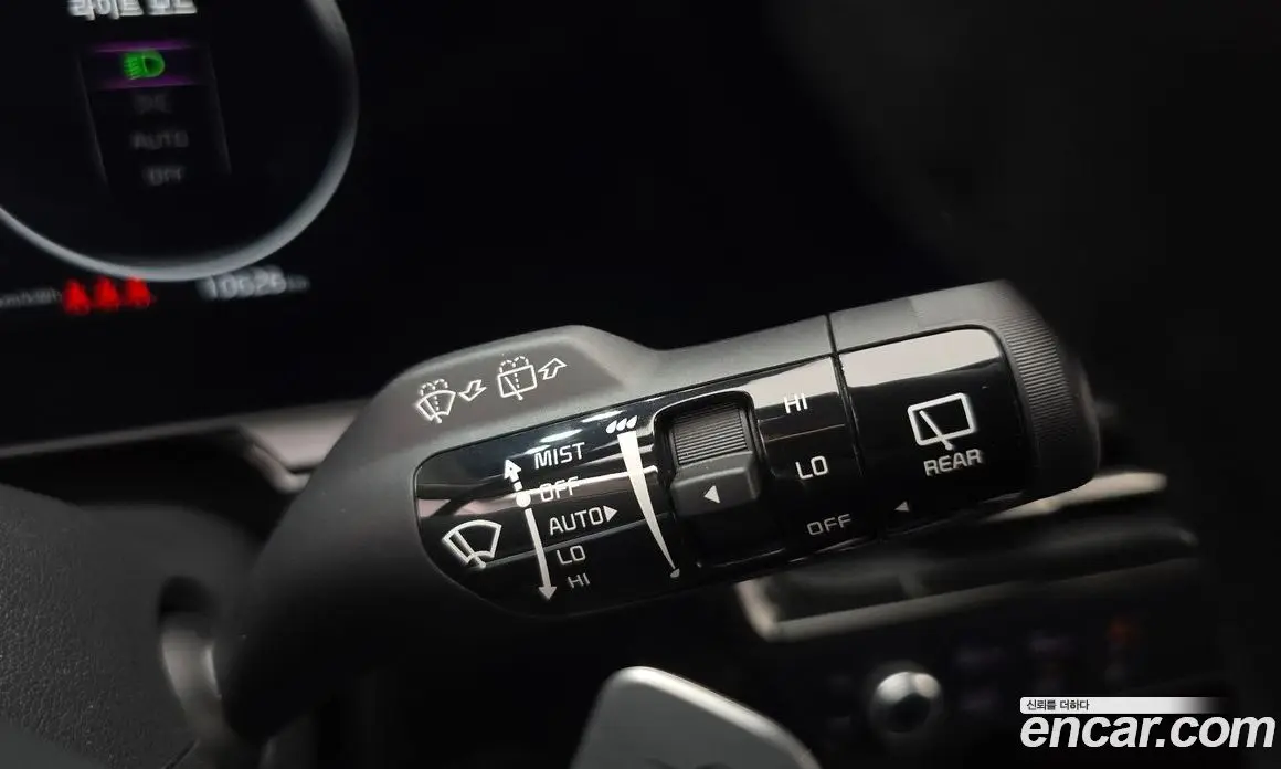 Kia Niro 2023 0.2 автомат (гидро), фото 26