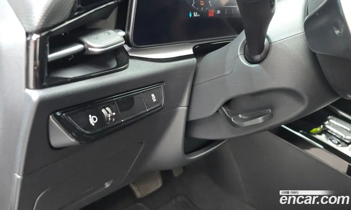 Kia Niro 2023 0.2 автомат (гидро), фото 27