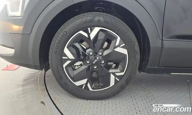 Kia Niro 2023 0.2 автомат (гидро), миниатюра 5
