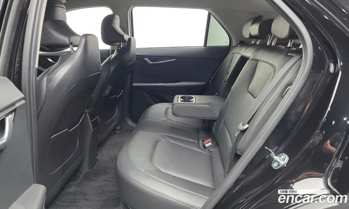 Kia Niro 2023 0.2 автомат (гидро), фото 17