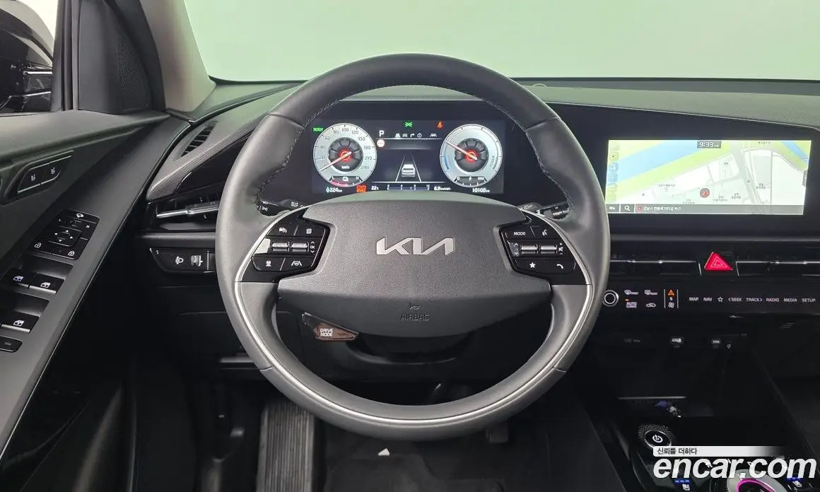 Kia Niro 2023 0.2 автомат (гидро), фото 18