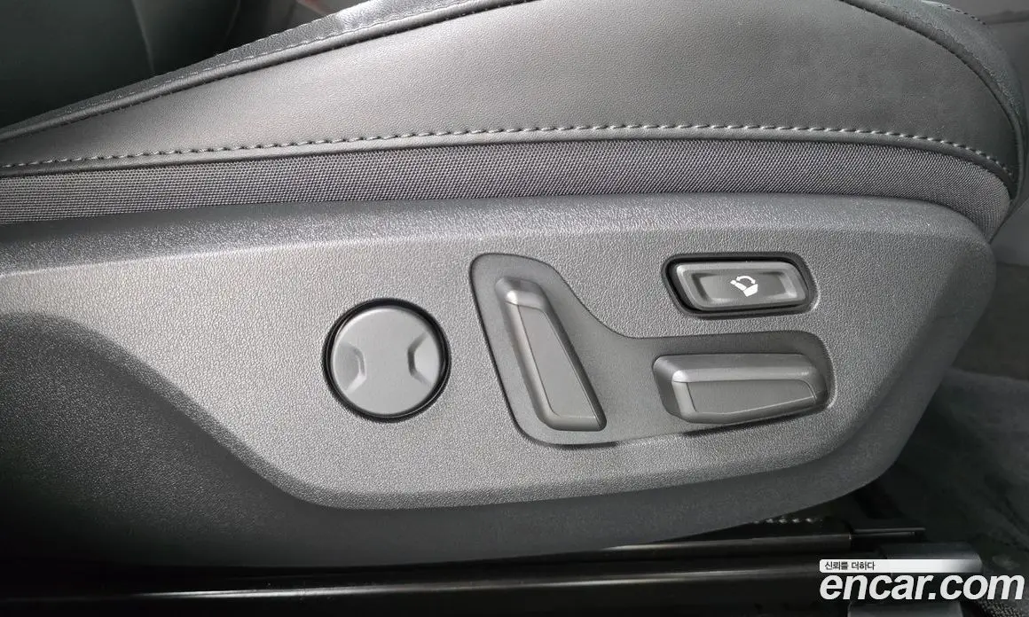 Kia Niro 2023 0.2 автомат (гидро), фото 22