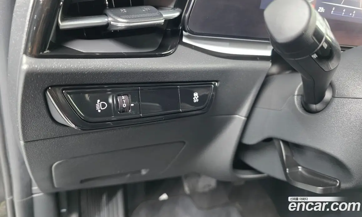 Kia Niro 2023 0.2 автомат (гидро), фото 30