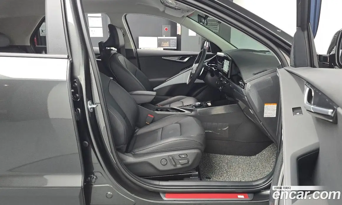 Kia Niro 2025 1.6 автомат (гидро), фото 15
