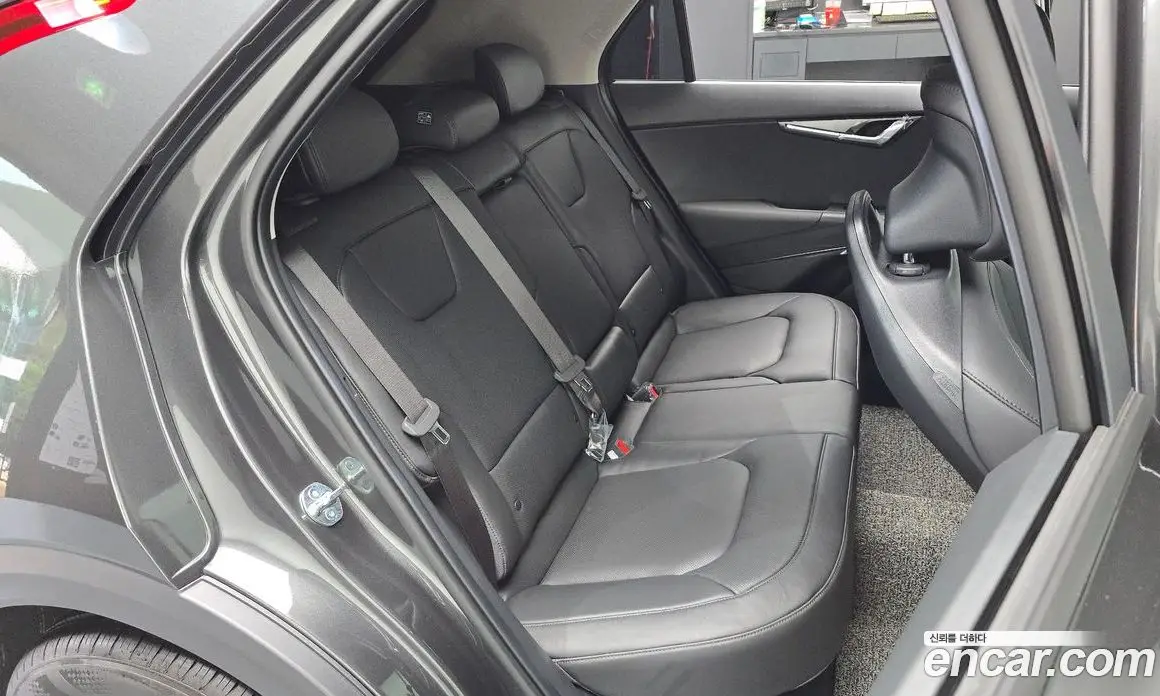 Kia Niro 2025 1.6 автомат (гидро), фото 16