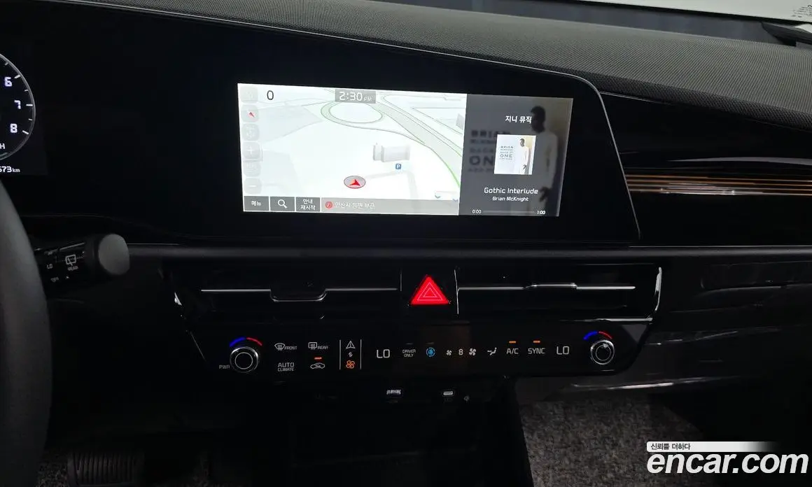 Kia Niro 2025 1.6 автомат (гидро), фото 21