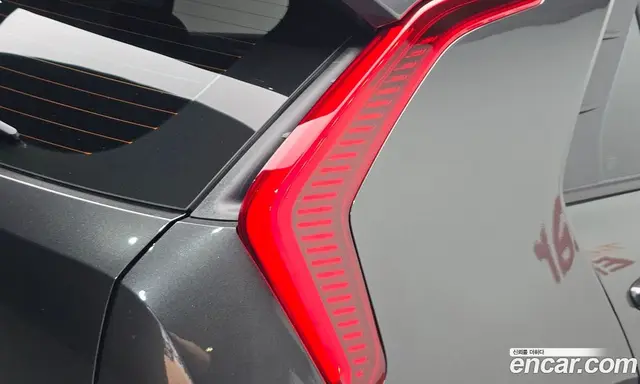 Kia Niro 2025 1.6 автомат (гидро), миниатюра 8