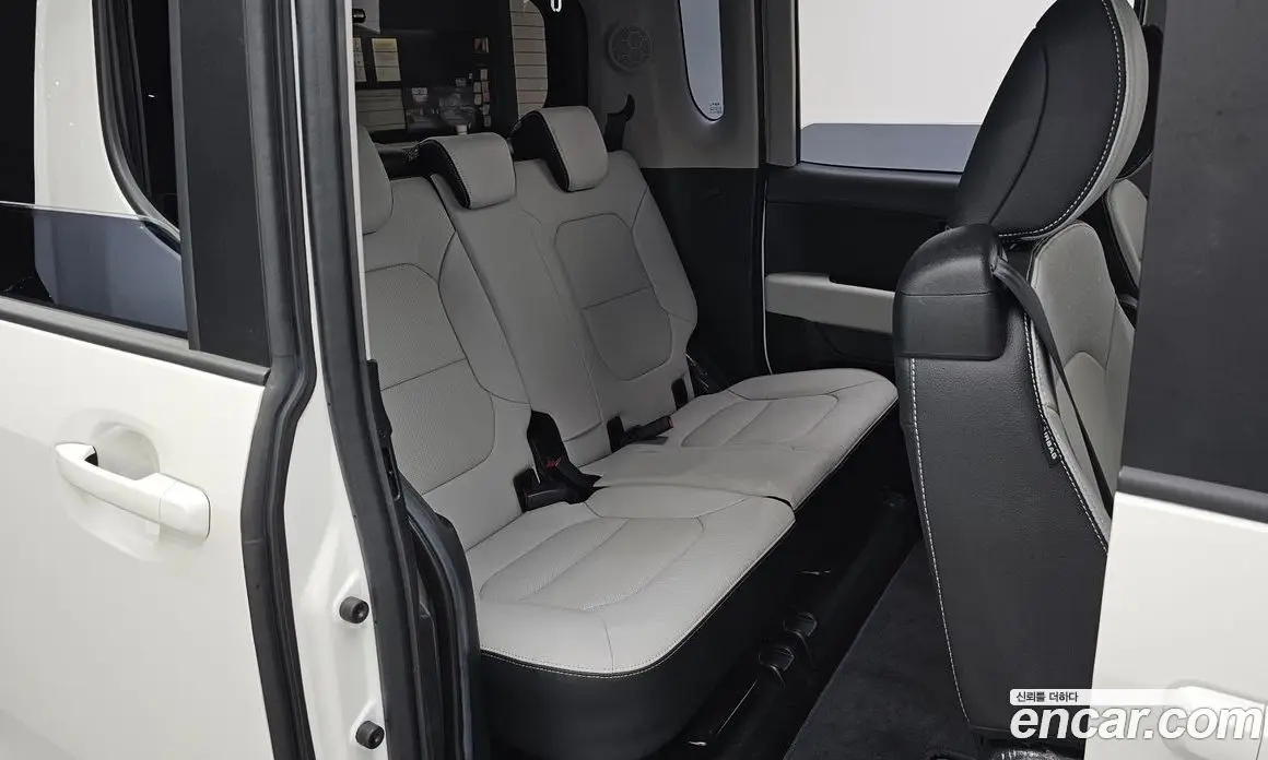 Kia Ray 2024 1.0 автомат (гидро), фото 17