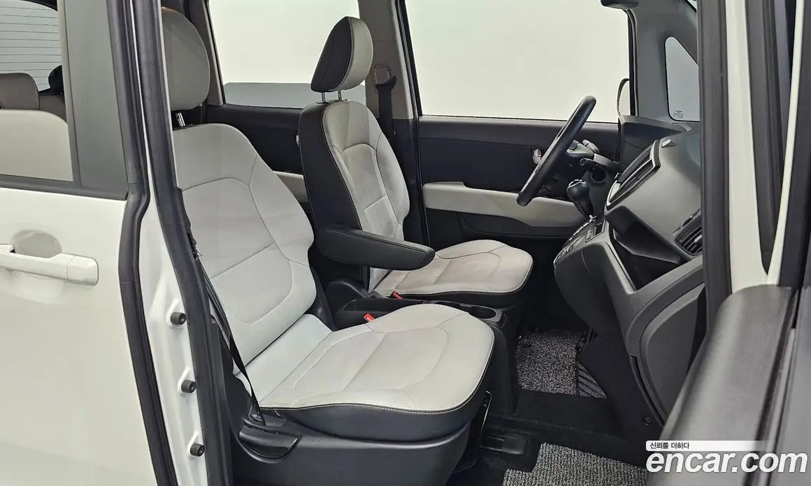 Kia Ray 2024 1.0 автомат (гидро), фото 16