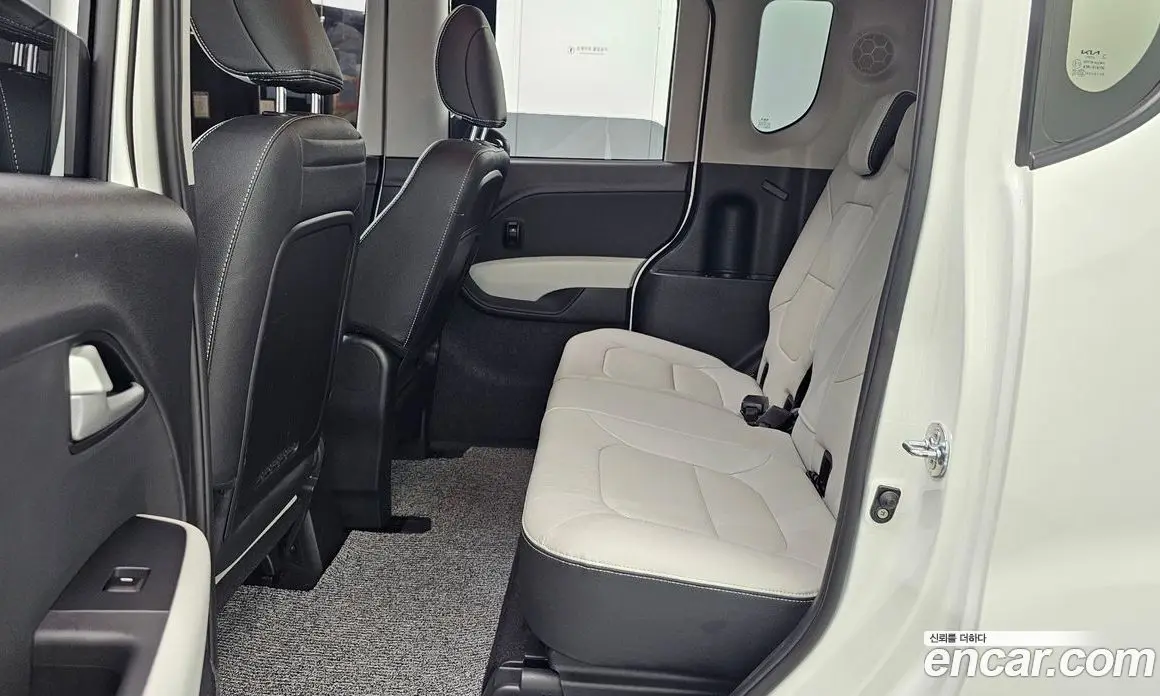 Kia Ray 2024 1.0 автомат (гидро), фото 18