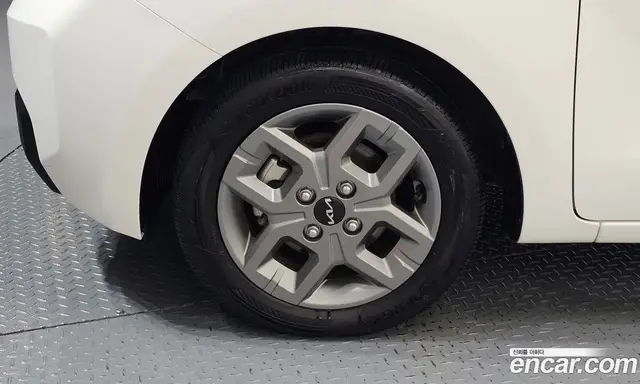 Kia Ray 2024 1.0 автомат (гидро), миниатюра 5