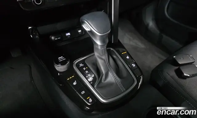 Kia Seltos 2023 2.0 автомат (гидро), миниатюра 12