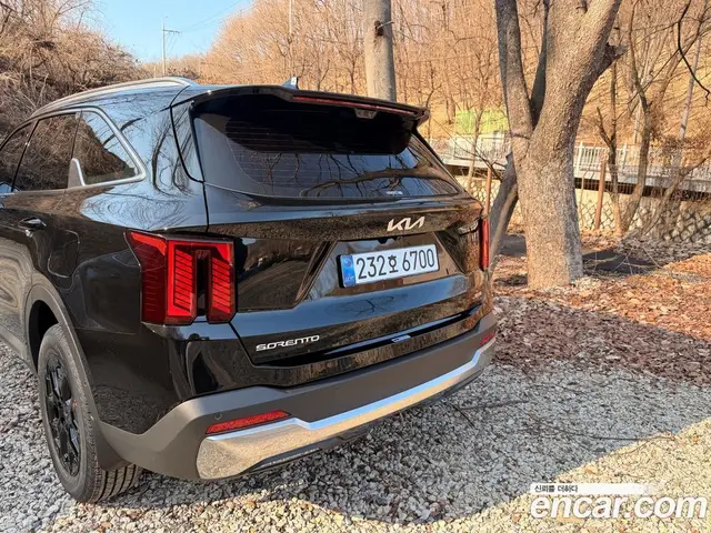 Kia Sorento 2025 1.6 автомат (гидро), миниатюра 3