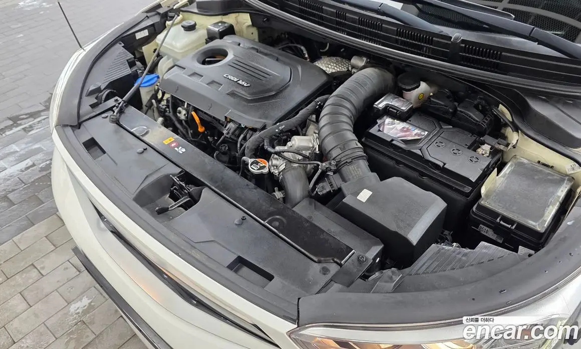 Kia Stonic 2018 1.6 автомат (гидро), фото 6