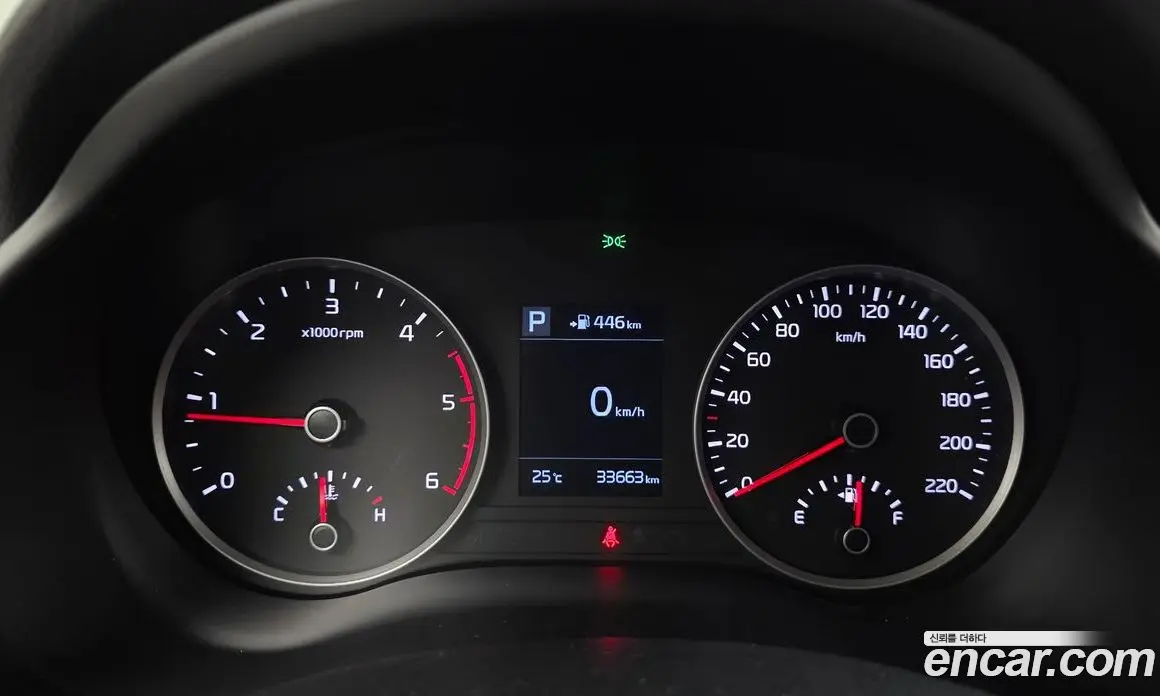 Kia Stonic 2018 1.6 автомат (гидро), фото 8