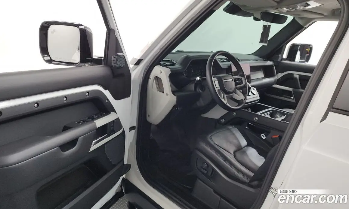 Land Rover Defender 2022 3.0 автомат (гидро), фото 13