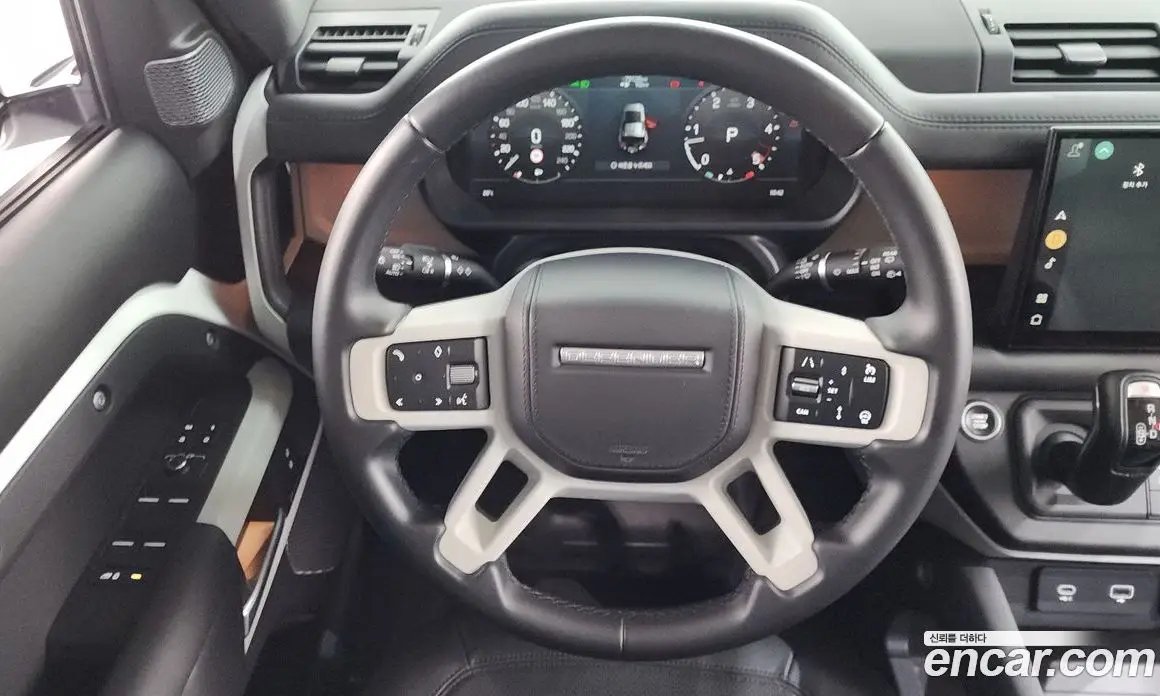 Land Rover Defender 2022 3.0 автомат (гидро), фото 20
